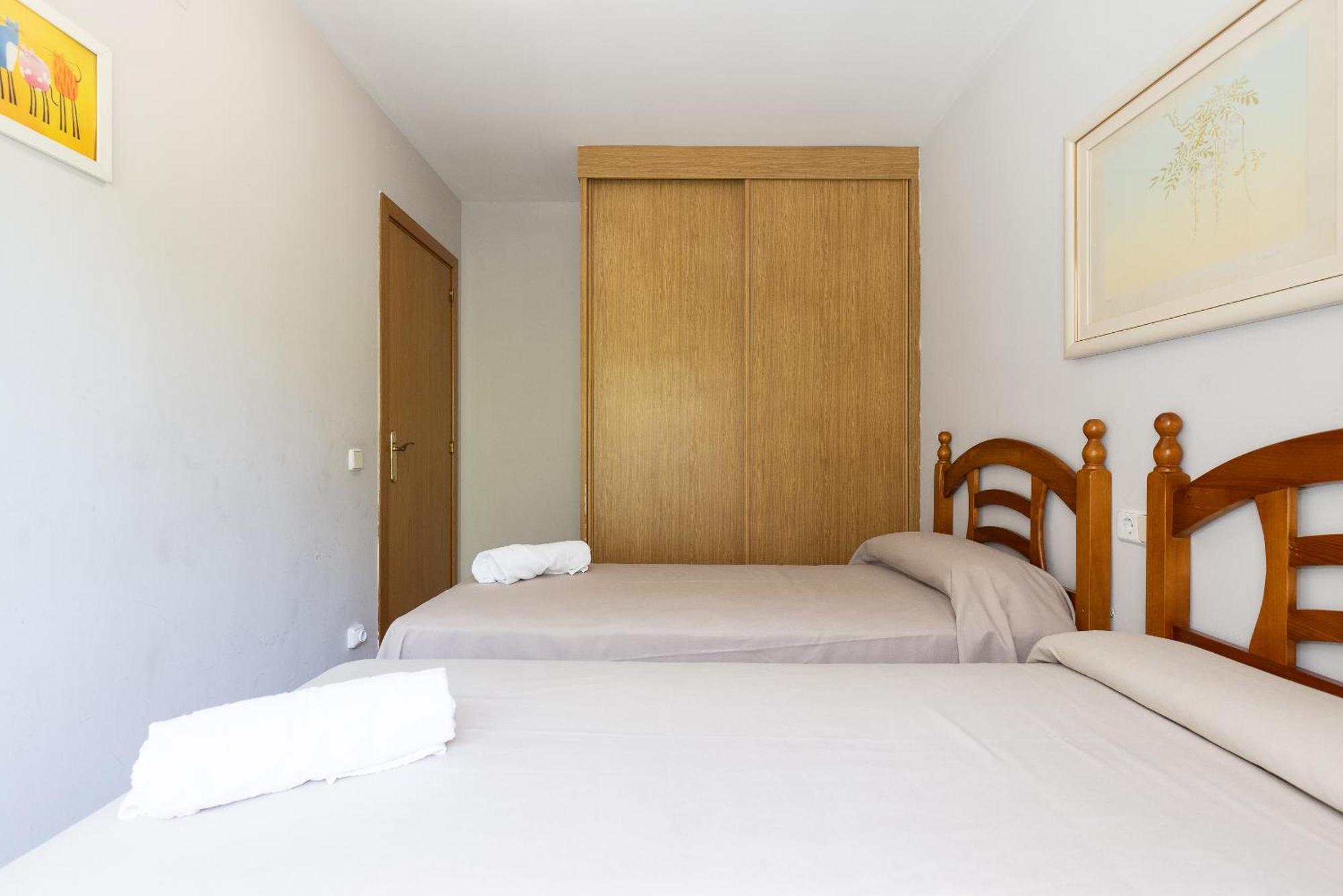Rentalmar Families Larimar Salou Bagian luar foto
