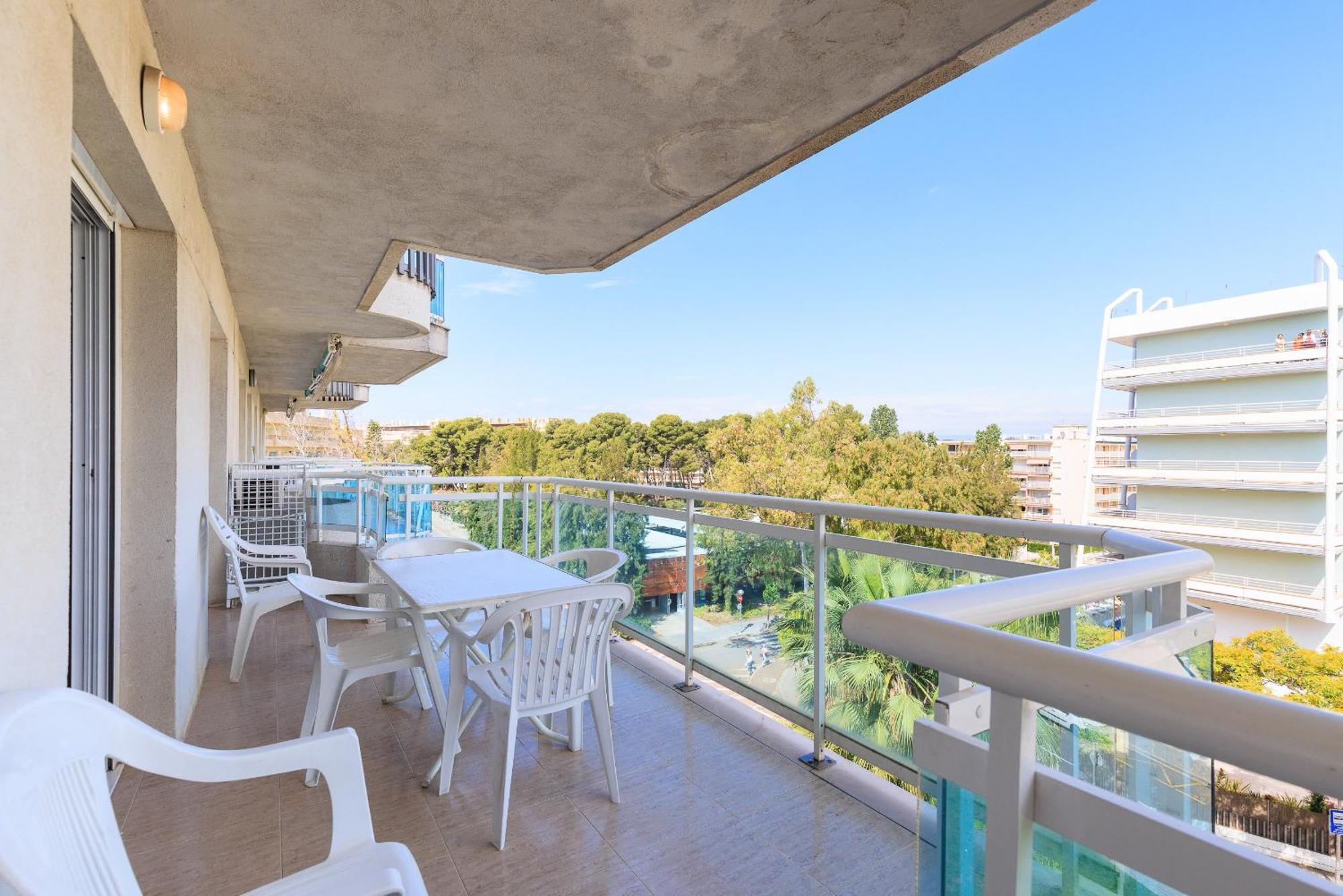 Rentalmar Families Larimar Salou Bagian luar foto