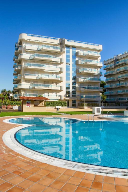 Rentalmar Families Larimar Salou Bagian luar foto