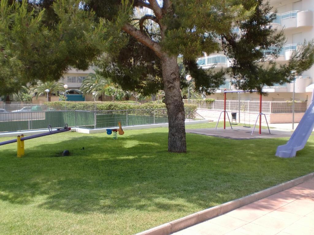 Rentalmar Families Larimar Salou Bagian luar foto