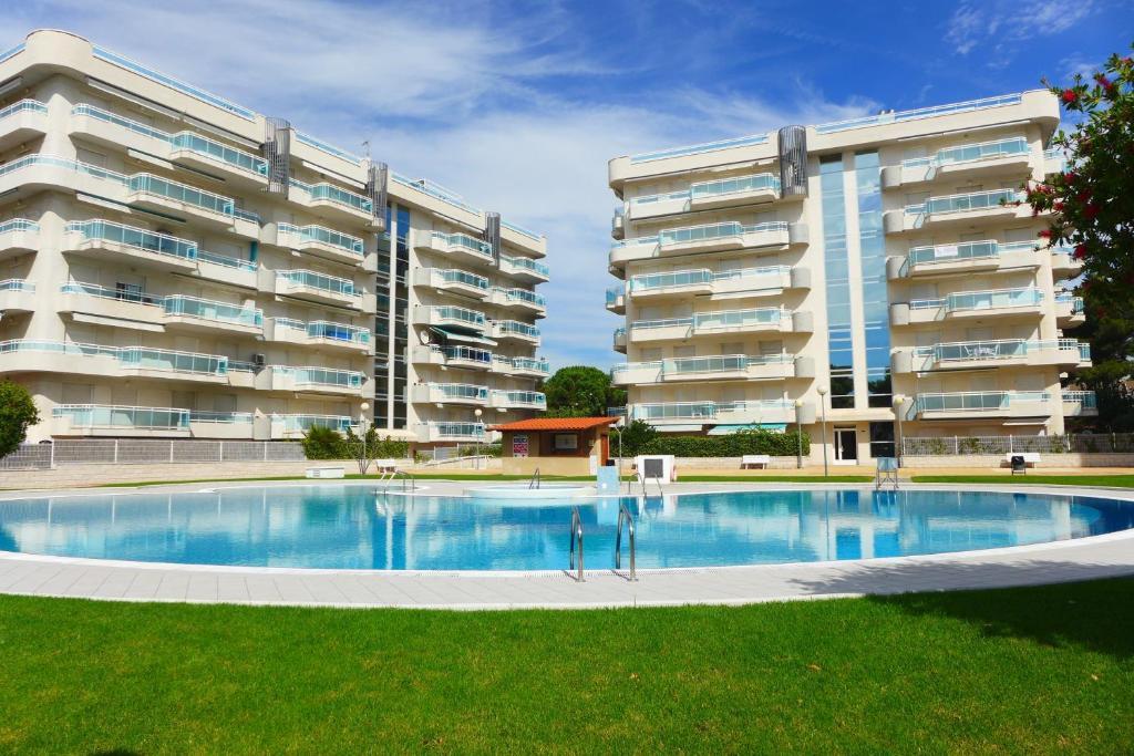 Rentalmar Families Larimar Salou Bagian luar foto